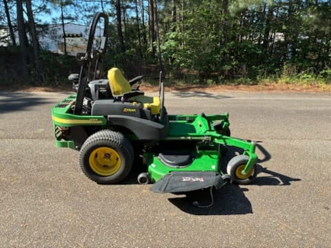 2005 John Deere 777 Equipment Image0