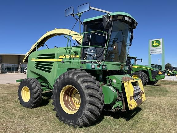 Image of John Deere 7800 Primary image