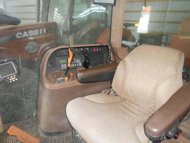 Image of John Deere 7820 equipment image 3