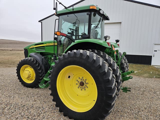 Image of John Deere 7820 equipment image 2