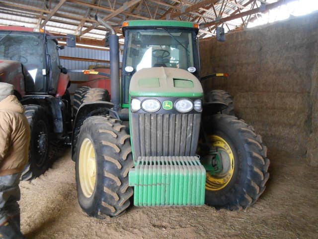 Image of John Deere 7820 equipment image 1