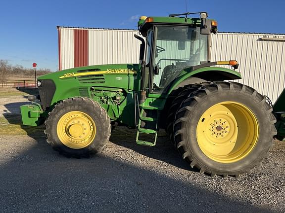 Image of John Deere 7820 equipment image 3