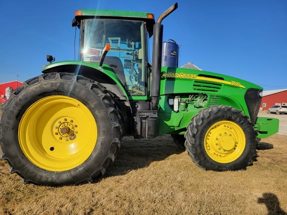 Image of John Deere 7820 equipment image 3