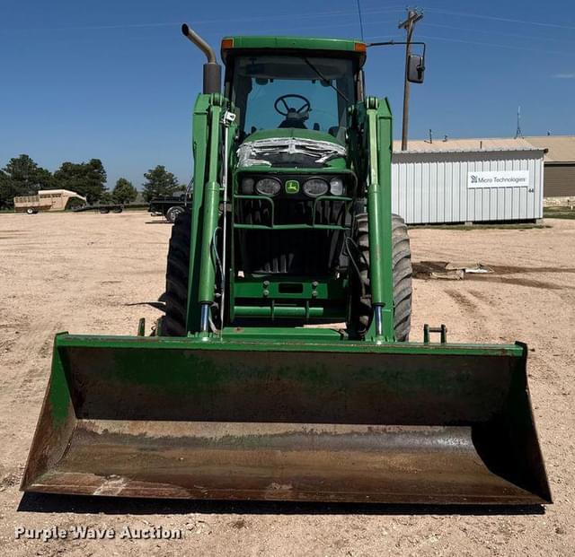 Image of John Deere 7820 equipment image 1