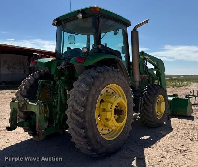Image of John Deere 7820 equipment image 4