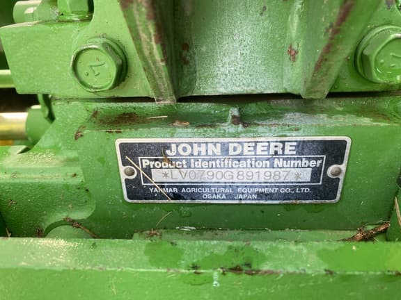 Image of John Deere 790 equipment image 1