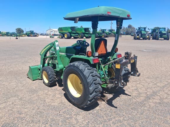 Image of John Deere 790 equipment image 2
