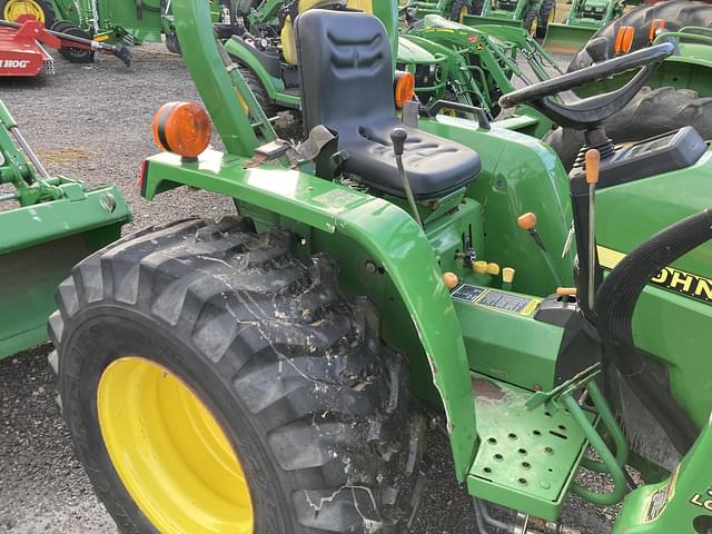 Image of John Deere 790 equipment image 3