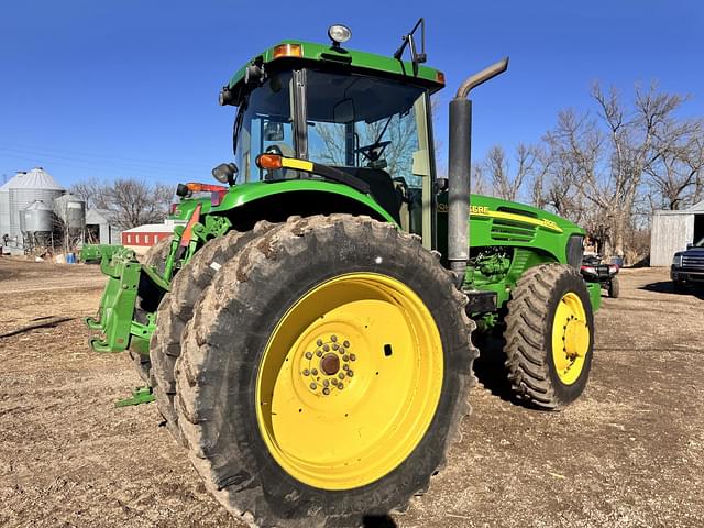 Image of John Deere 7920 equipment image 3