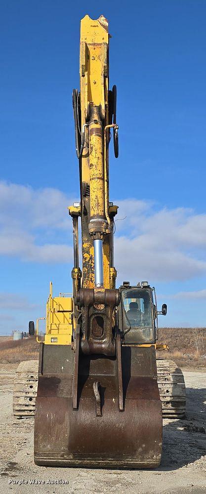 Image of John Deere 800C equipment image 1