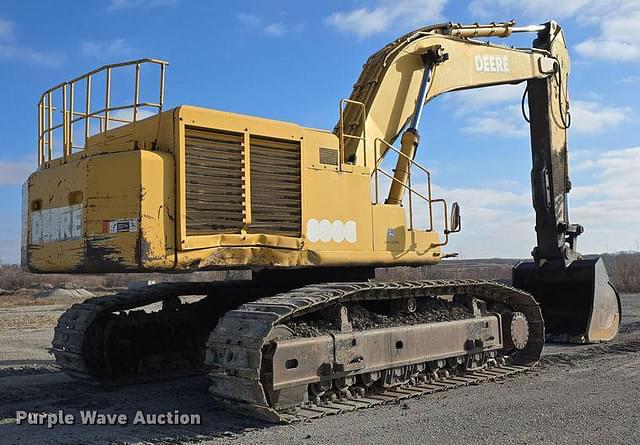 Image of John Deere 800C equipment image 4