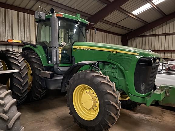 Image of John Deere 8120 Primary image