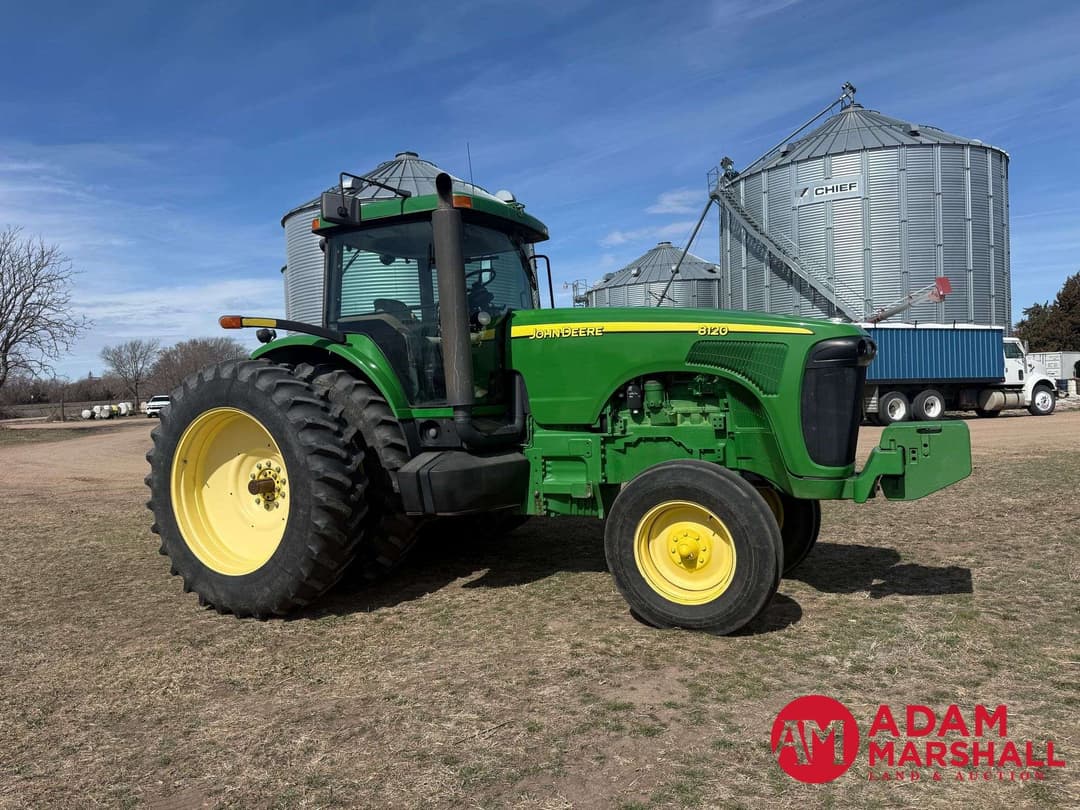 Image of John Deere 8120 Primary image