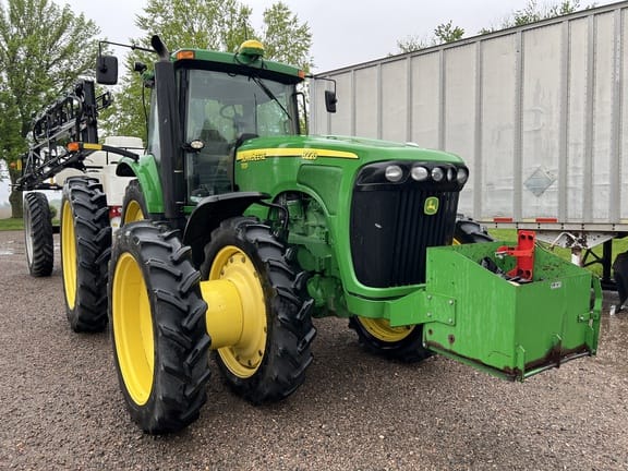 Main image John Deere 8220