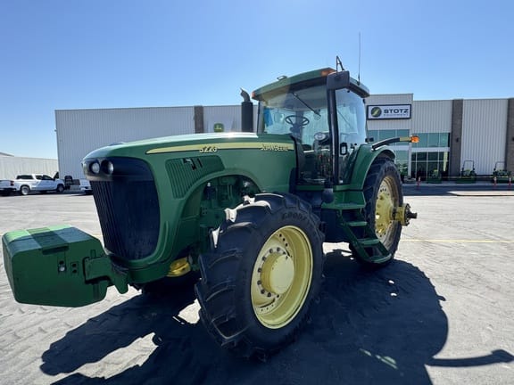 Main image John Deere 8220