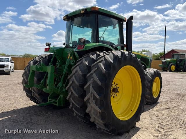 Image of John Deere 8220 equipment image 4
