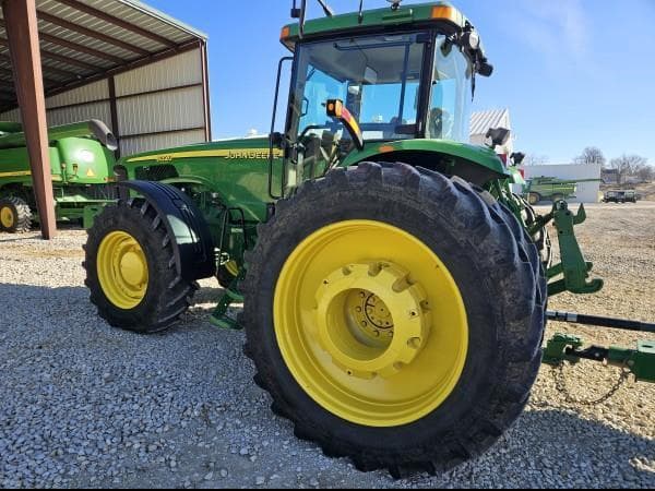 Image of John Deere 8320 equipment image 3