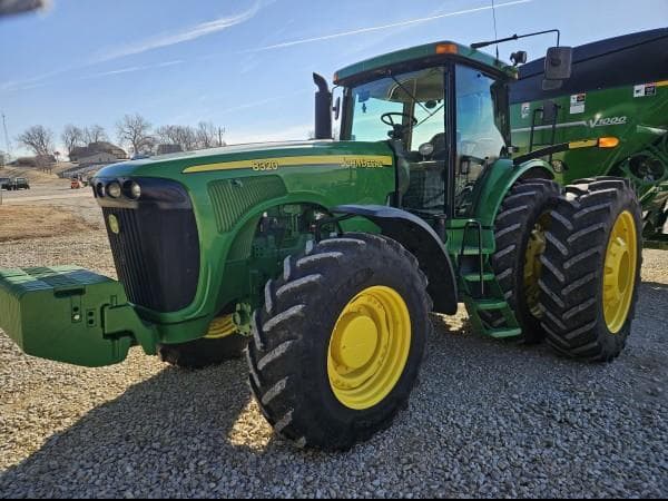 Image of John Deere 8320 Primary image