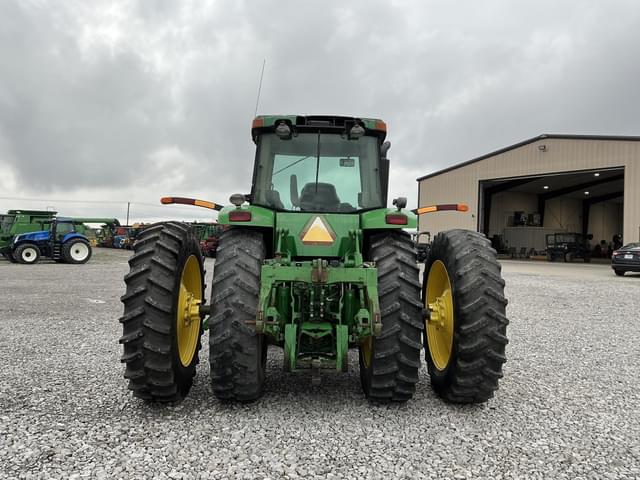 Image of John Deere 8320 equipment image 3