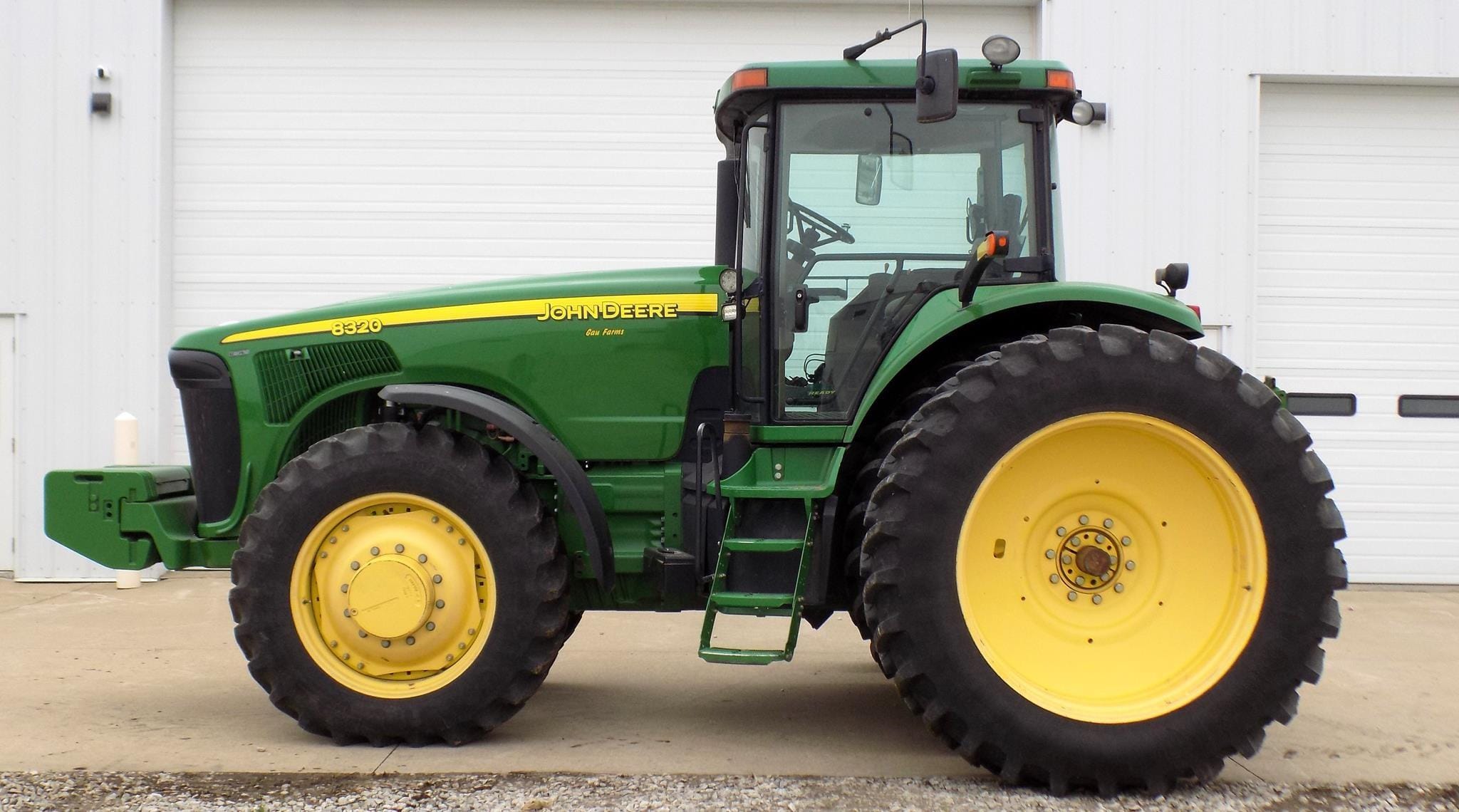 2005 John Deere 8320 Equipment Image0