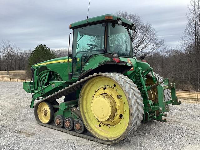 Image of John Deere 8320T equipment image 3