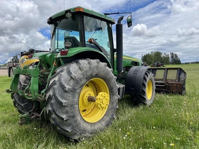 Image of John Deere 8420 equipment image 1