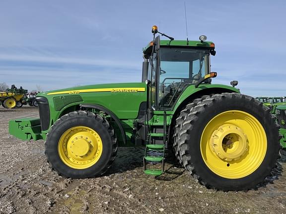 Image of John Deere 8420 equipment image 1