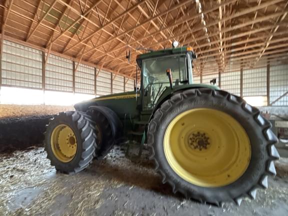 Image of John Deere 8420 equipment image 1