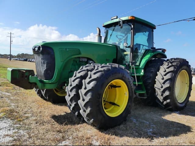 Image of John Deere 8420 equipment image 1