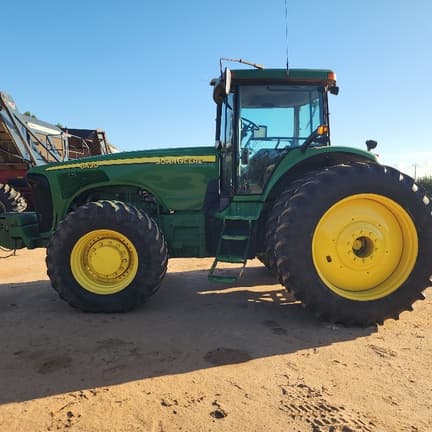 Image of John Deere 8420 equipment image 3