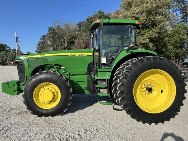 Image of John Deere 8420 equipment image 2