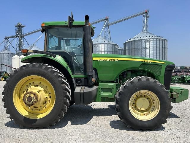 Image of John Deere 8420 equipment image 3
