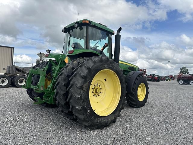 Image of John Deere 8420 equipment image 4