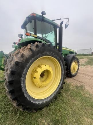 Image of John Deere 8420 equipment image 1