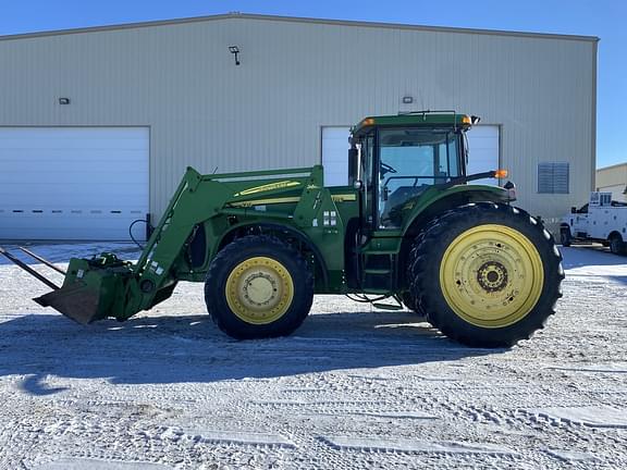 Image of John Deere 8420 equipment image 1