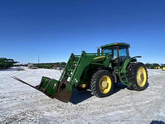 Main image John Deere 8420