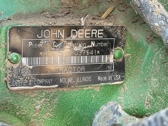 Image of John Deere 8420 equipment image 1