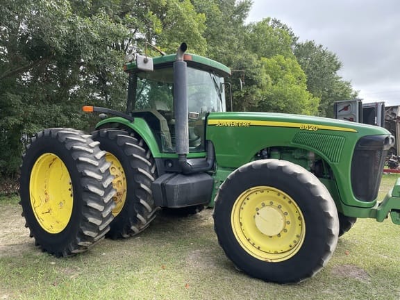 Main image John Deere 8420