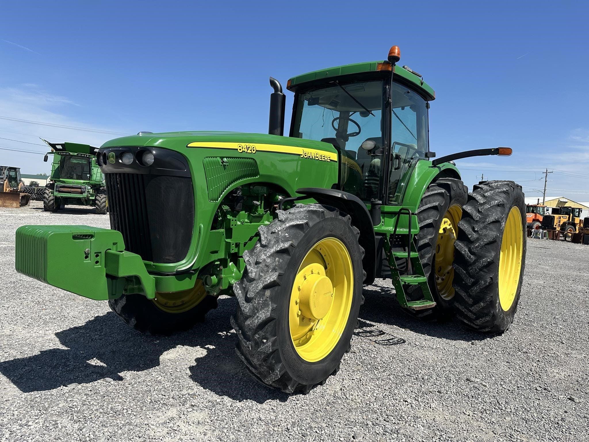 2005 John Deere 8420 Equipment Image0