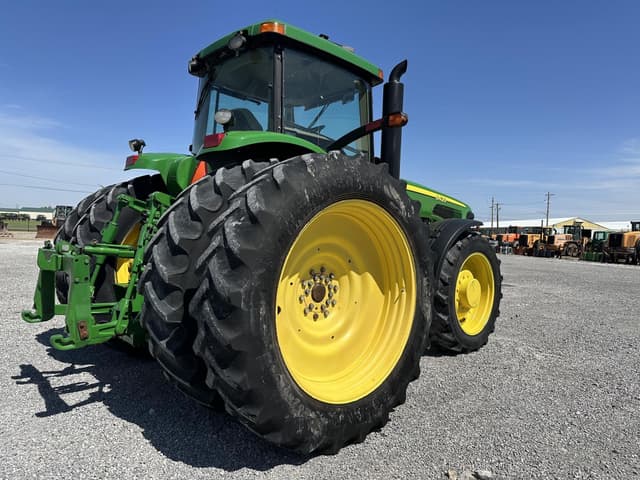 Image of John Deere 8420 equipment image 3