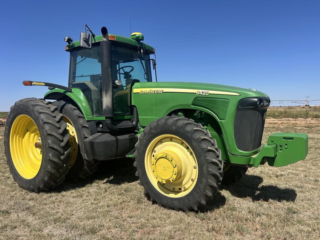 Image of John Deere 8420 Primary image