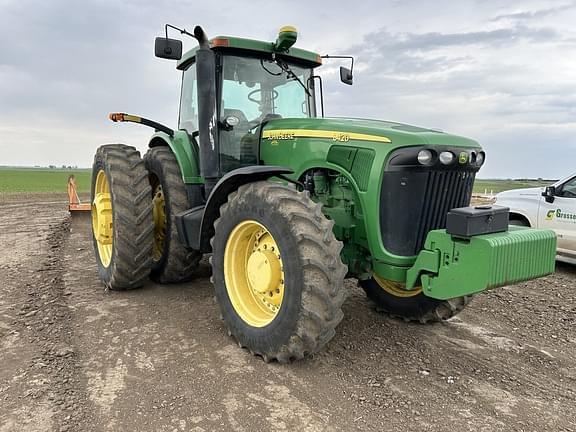 Image of John Deere 8420 equipment image 1
