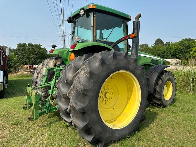 Image of John Deere 8420 equipment image 2