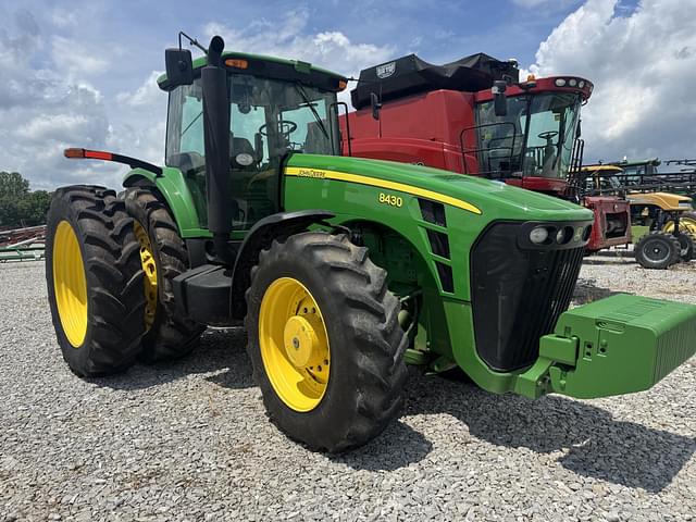 Image of John Deere 8430 equipment image 2