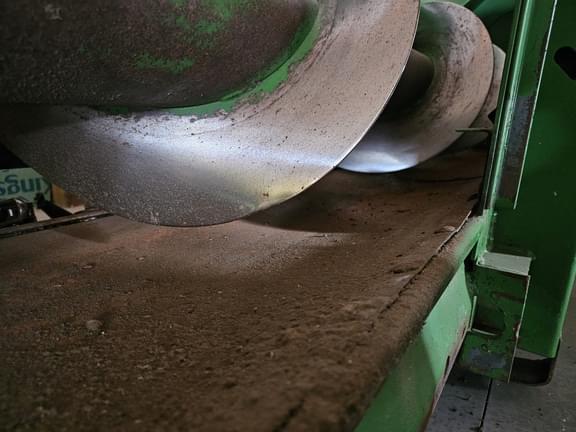 Image of John Deere 893 equipment image 4