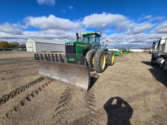 Image of John Deere 9220 Primary image
