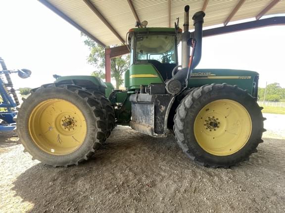 Image of John Deere 9220 equipment image 3