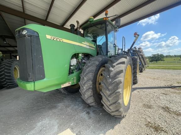 Image of John Deere 9220 Primary image