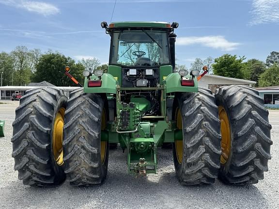 Image of John Deere 9220 equipment image 4