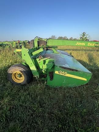 Image of John Deere 946 equipment image 4